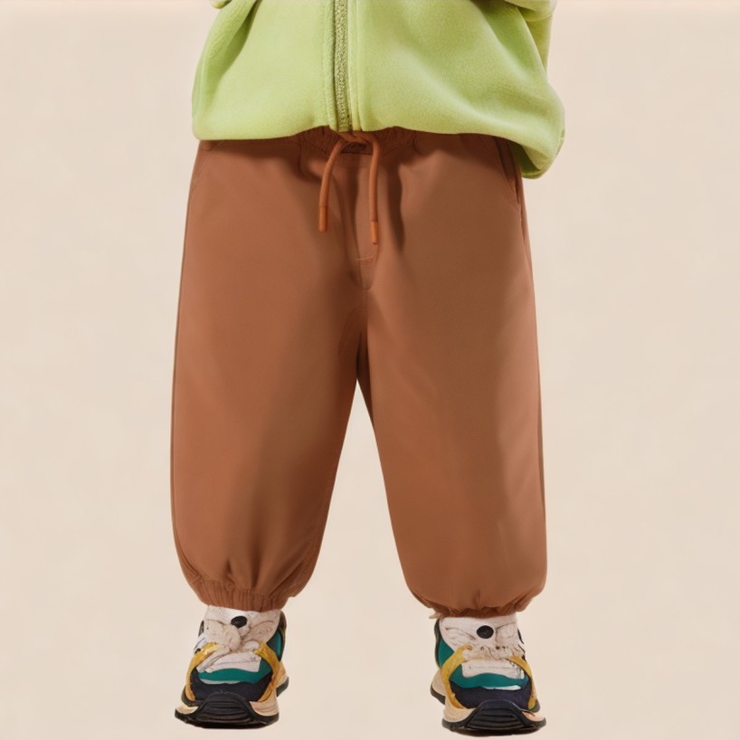 Brown simple and durable casual trousers for boys