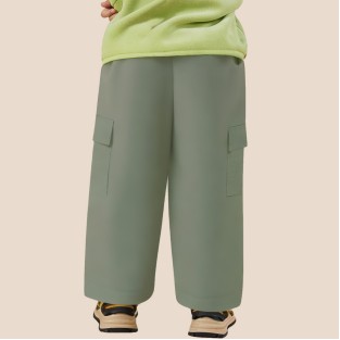 Comfortable and stylish boys' cargo pants